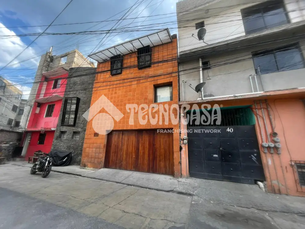 Casa en Pueblo de los Reyes