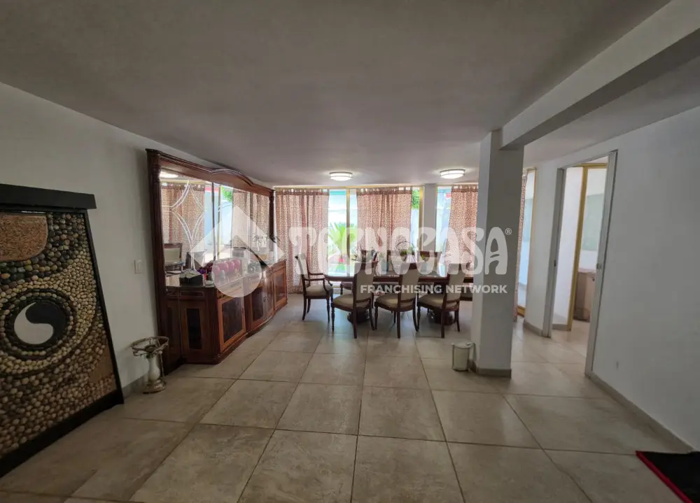 Casa en Viveros de la Loma — foto 3