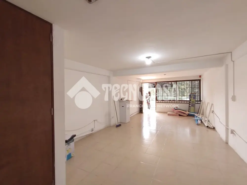 Local Comercial en Tetelpan — foto 3