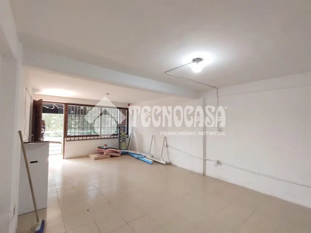 Local Comercial en Tetelpan