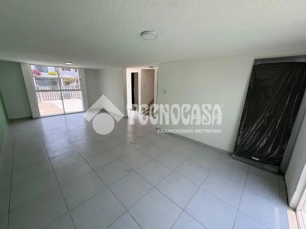 Casa en Valle Dorado — foto 2