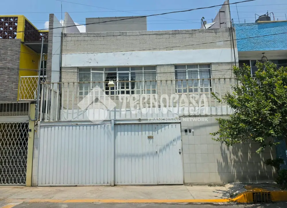 Casa en Paseos de Churubusco