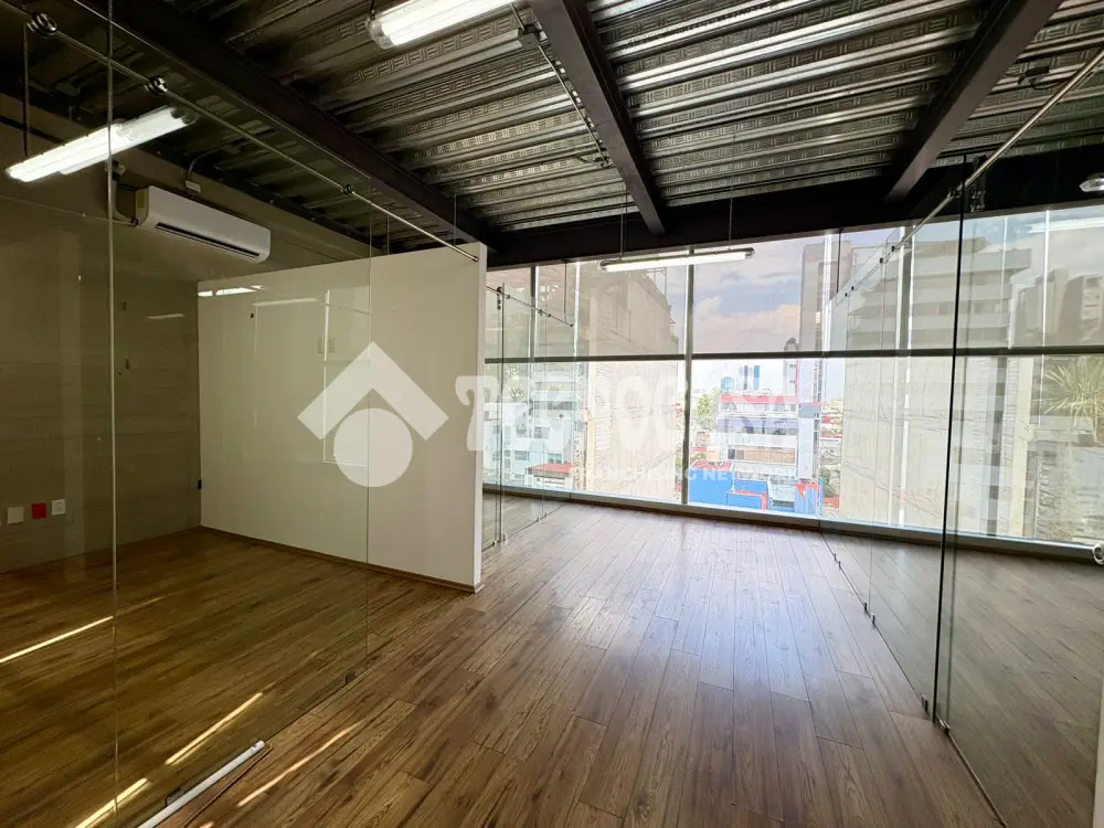 Oficina en Merced Gomez — foto 2