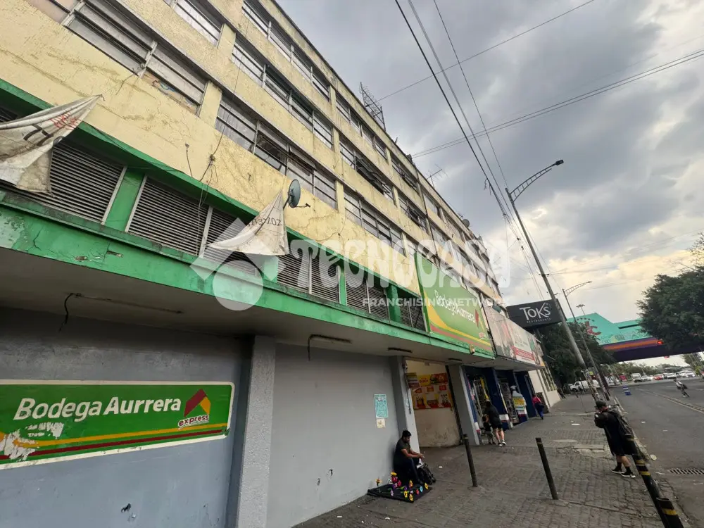 Bodega en Merced Balbuena — foto 3