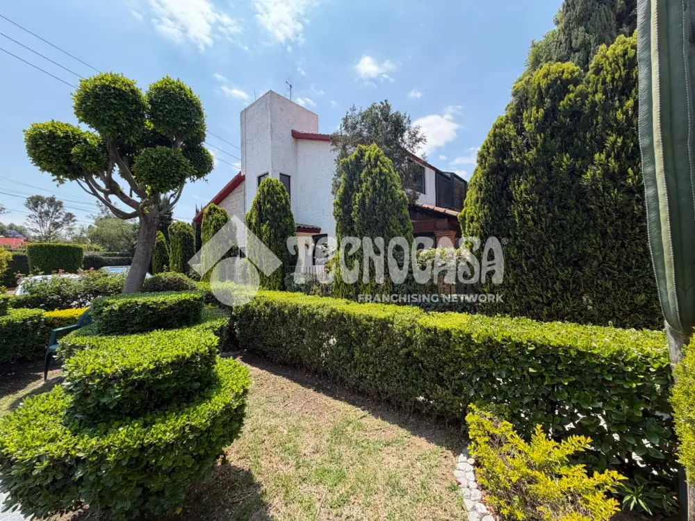 Casa en Condominio en Santa Maria Tepepan