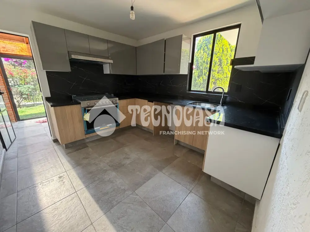 Casa en Condominio en Santa Maria Tepepan — foto 3