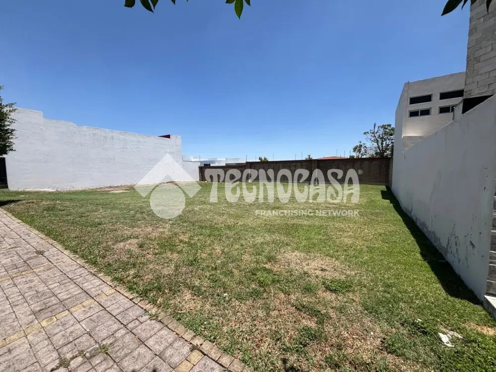 Terreno en Lomas de Angelopolis