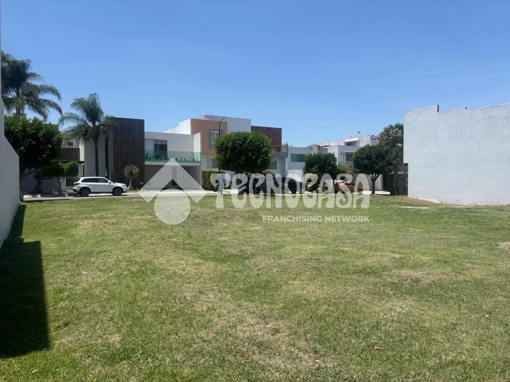 Terreno en Lomas de Angelopolis — foto 3