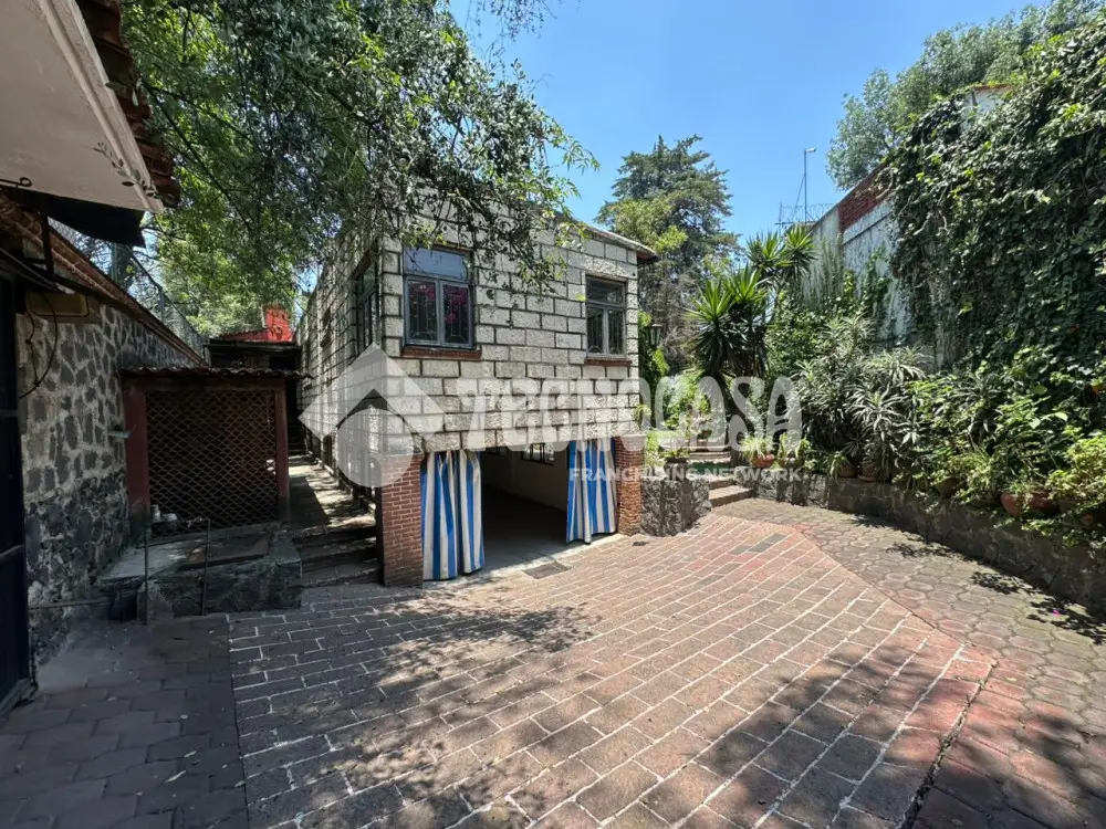 Casa en Toriello Guerra