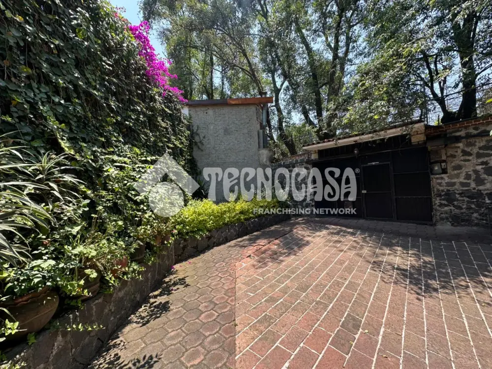 Casa en Toriello Guerra — foto 2