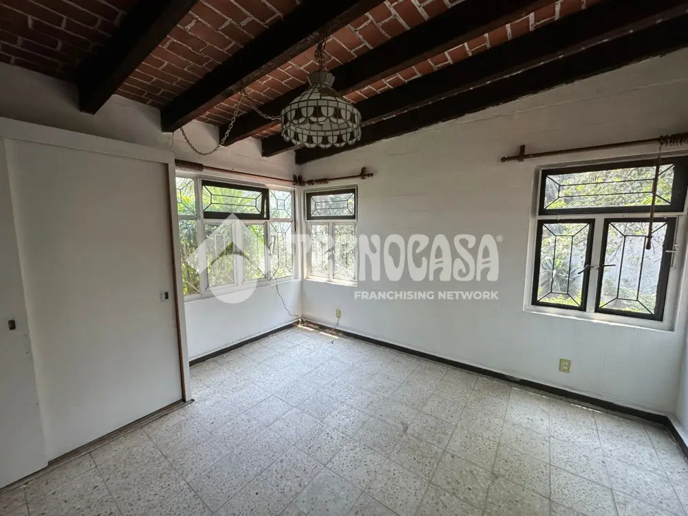 Casa en Toriello Guerra — foto 10
