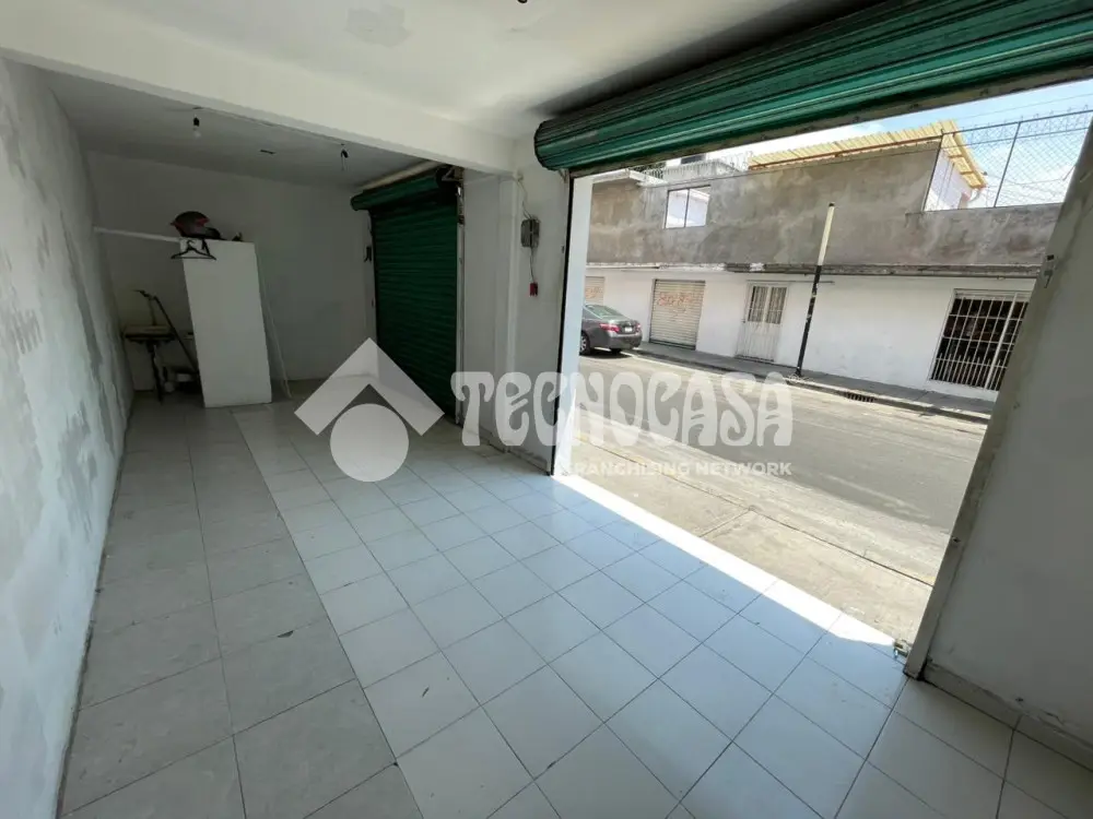 Local Comercial en Jardines de San Lorenzo Tezonco — foto 2