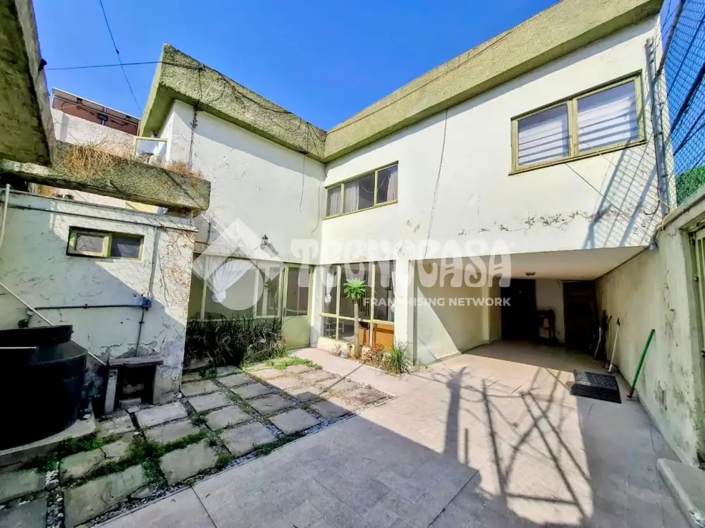 Casa en Unidad Modelo — foto 2
