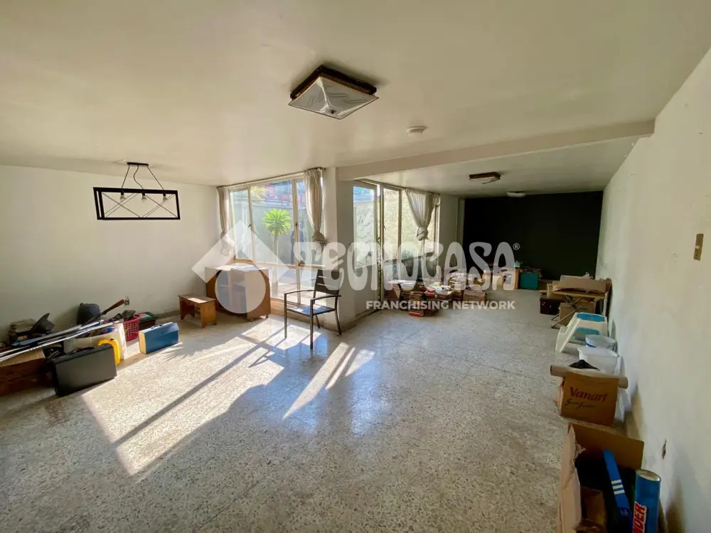 Casa en Unidad Modelo — foto 8