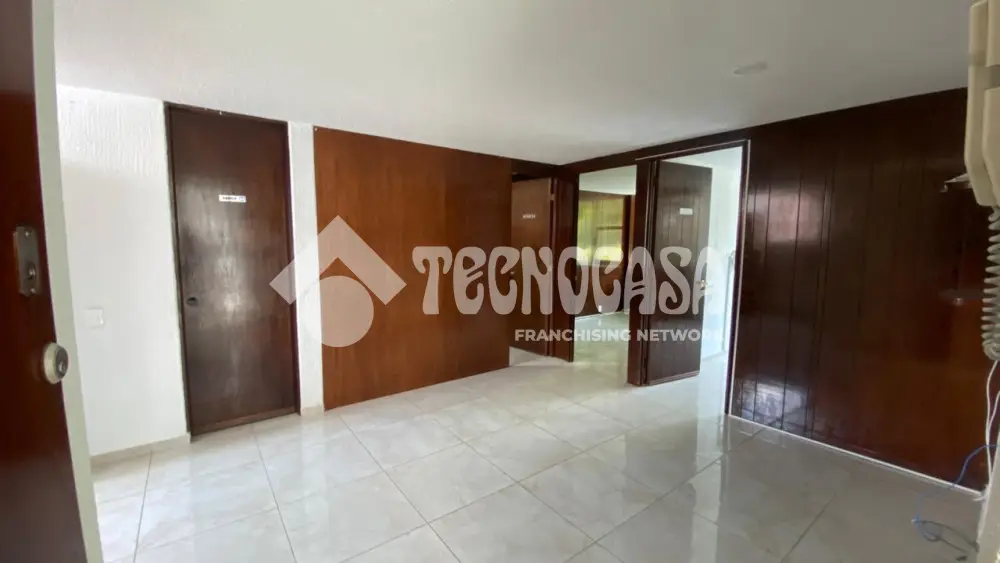 Oficina en Napoles