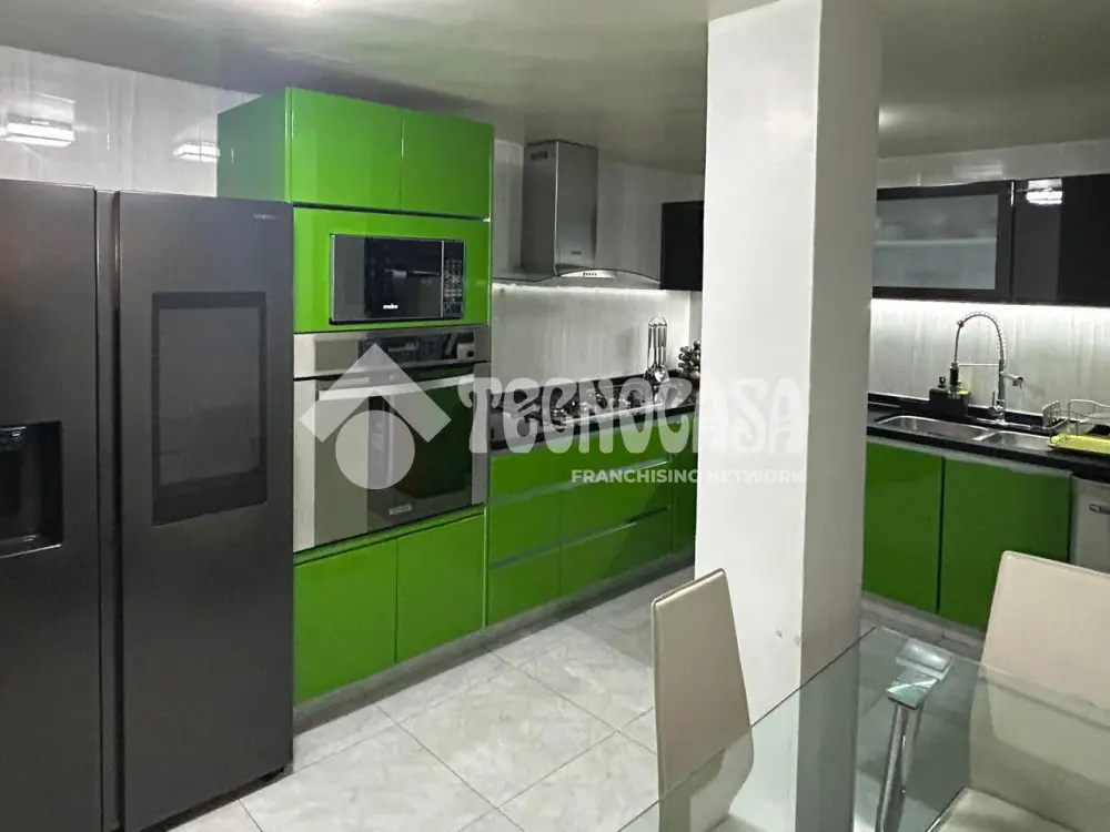 Casa en Unidad Modelo — foto 10