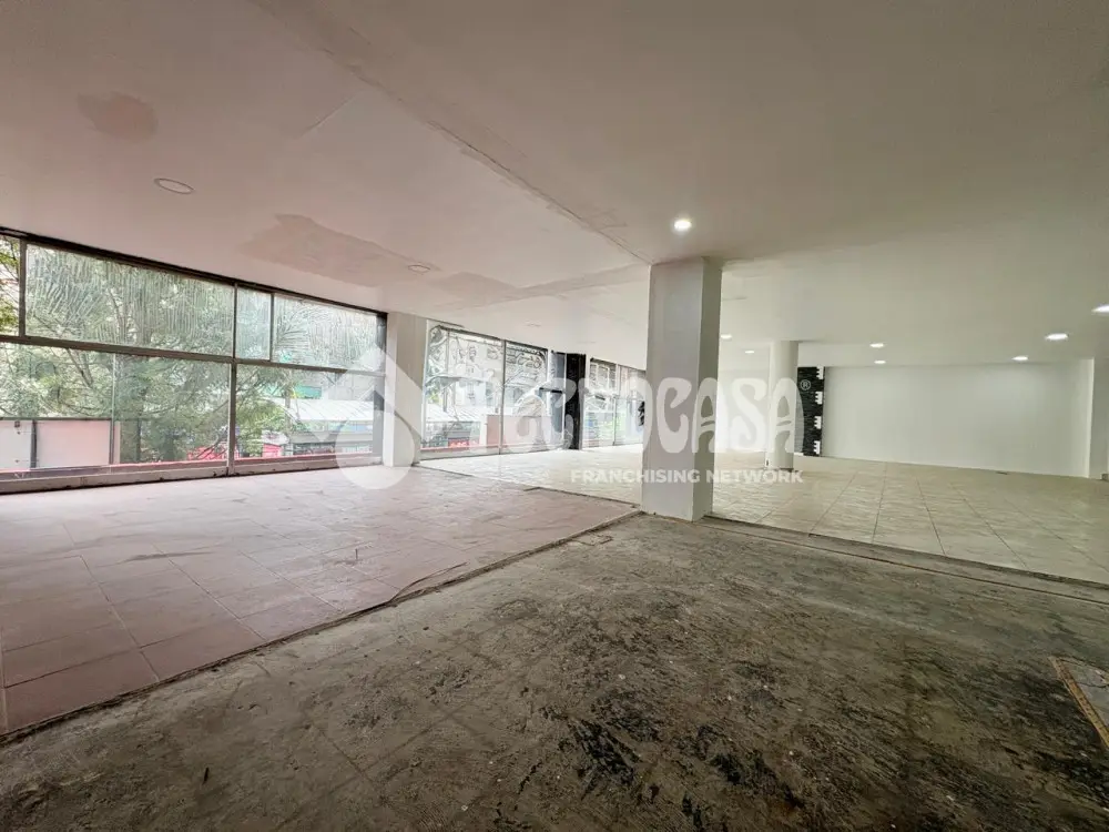 Local Comercial en Hipodromo — foto 4