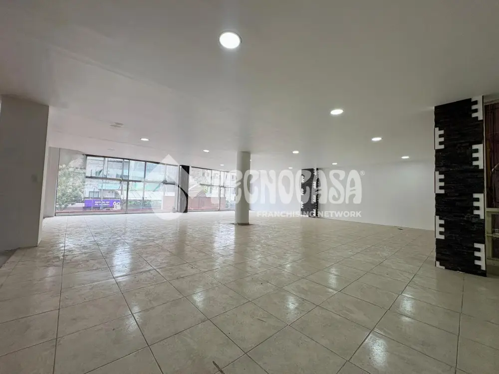 Local Comercial en Hipodromo — foto 6