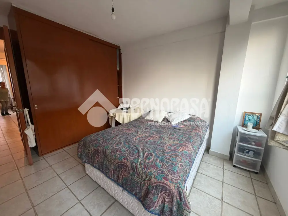 Edificio en Profesor J. Arturo Lopez Martinez — foto 3