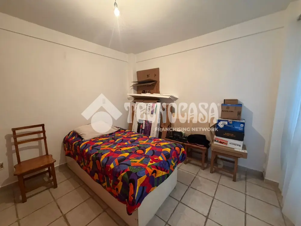 Edificio en Profesor J. Arturo Lopez Martinez — foto 4