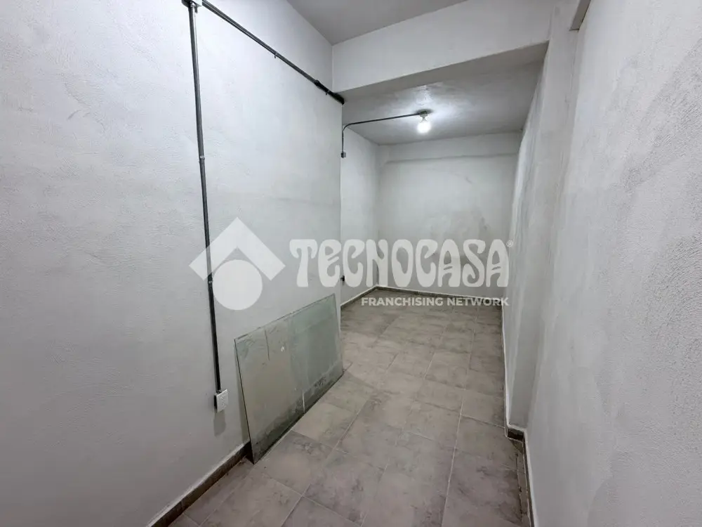 Local Comercial en Centro (Area 8) — foto 4