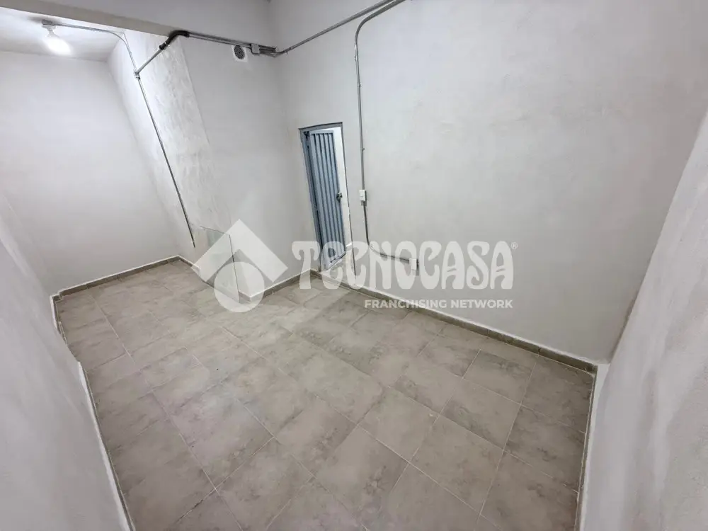 Local Comercial en Centro (Area 8) — foto 8