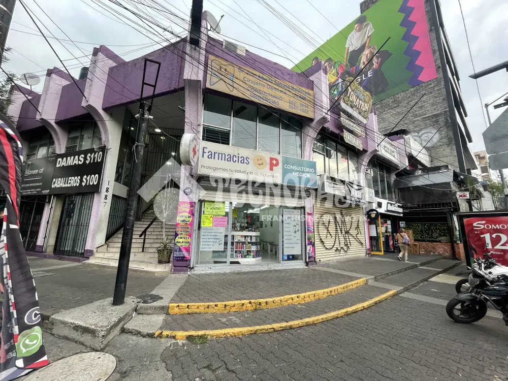 Local Comercial en Barrio Oxtopulco Universidad
