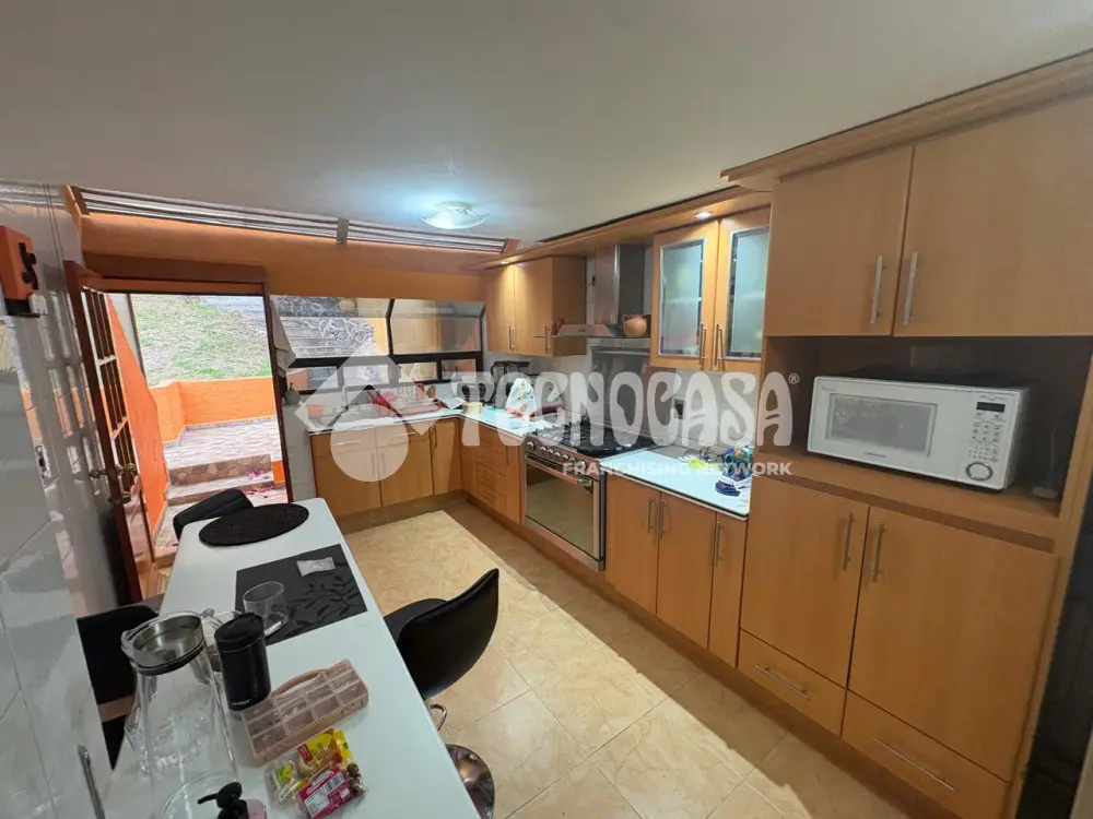 Casa en las Arboledas — foto 2