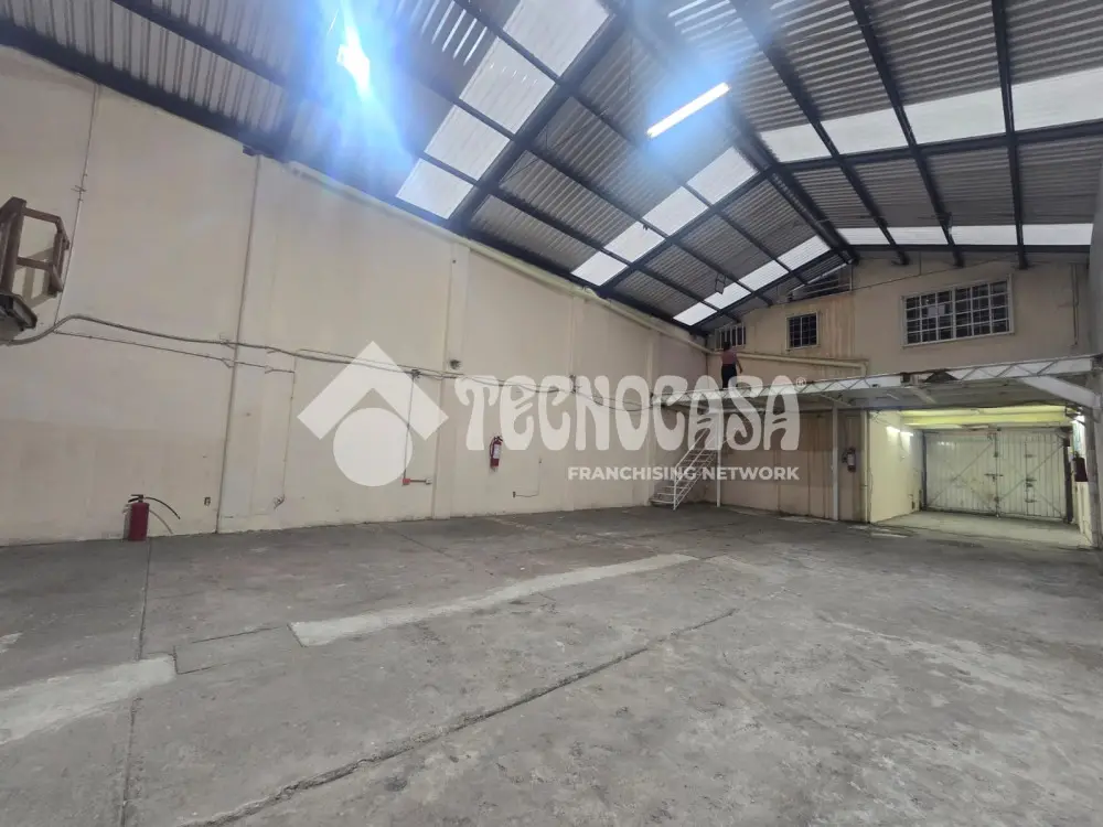 Bodega en Ejercito de Agua Prieta — foto 3