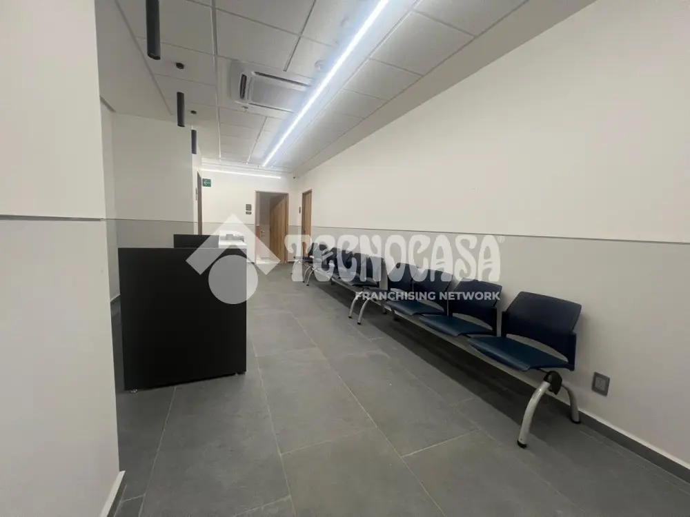 Consultorio en los Alpes — foto 7