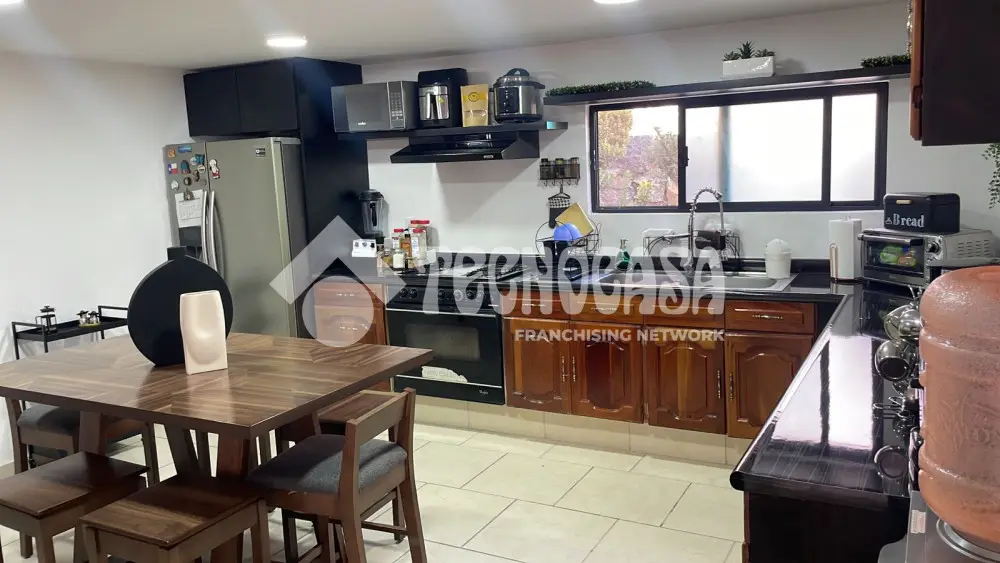 Casa en Lomas Estrella — foto 4