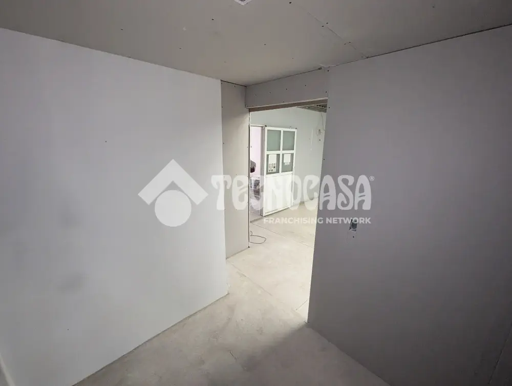 Bodega en Lomas Estrella — foto 10