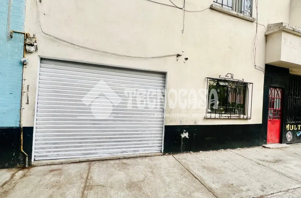 Local Comercial en Transito