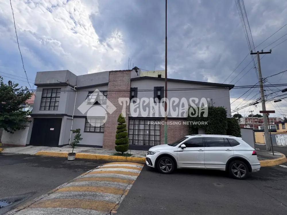 Casa en Jardines del Sur