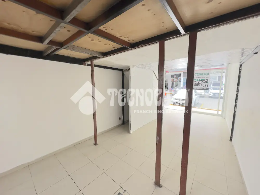 Local Comercial en San Pedro de los Pinos — foto 4