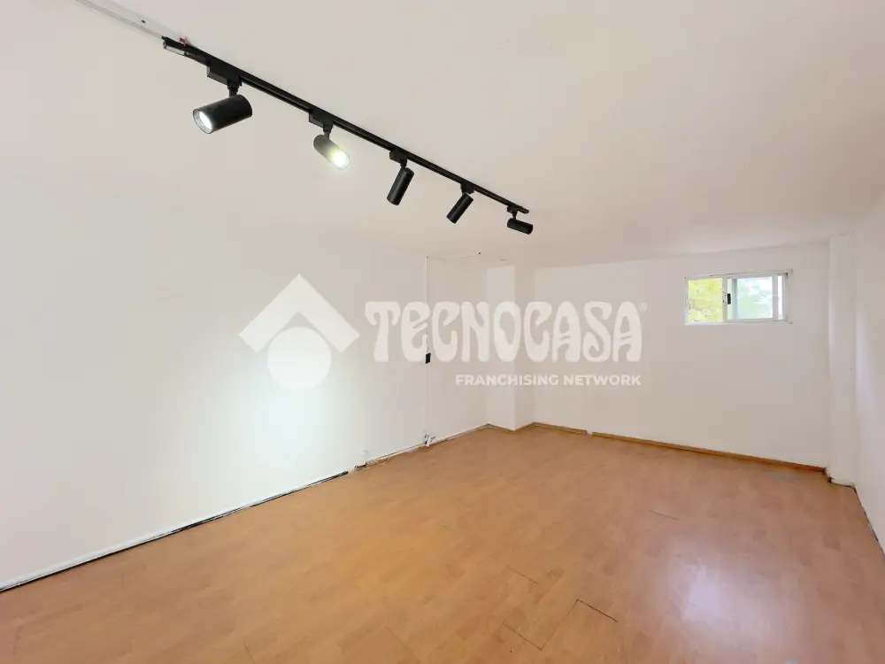 Local Comercial en San Pedro de los Pinos — foto 6