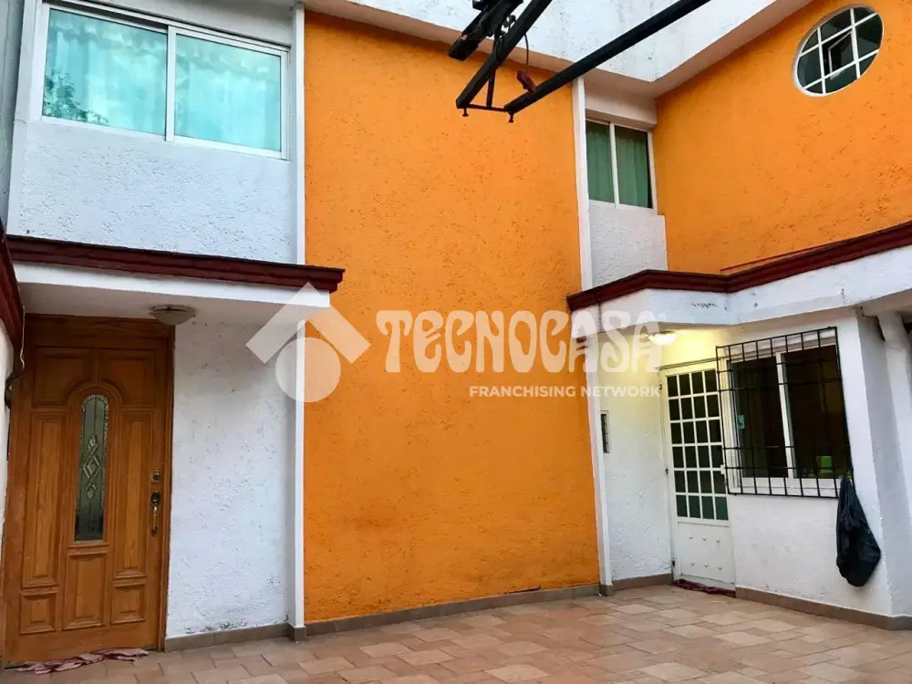 Casa en Unidad Modelo — foto 5