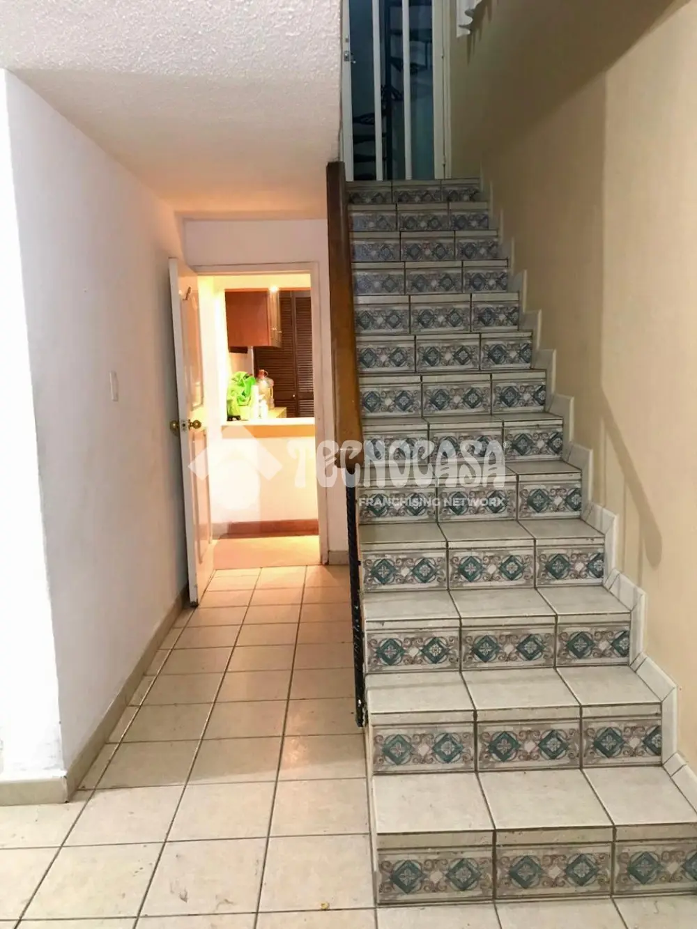 Casa en Unidad Modelo — foto 8
