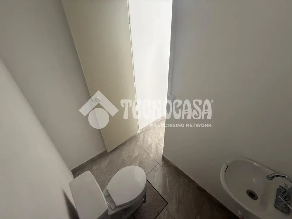 Local Comercial en Ampliacion el Triunfo — foto 4