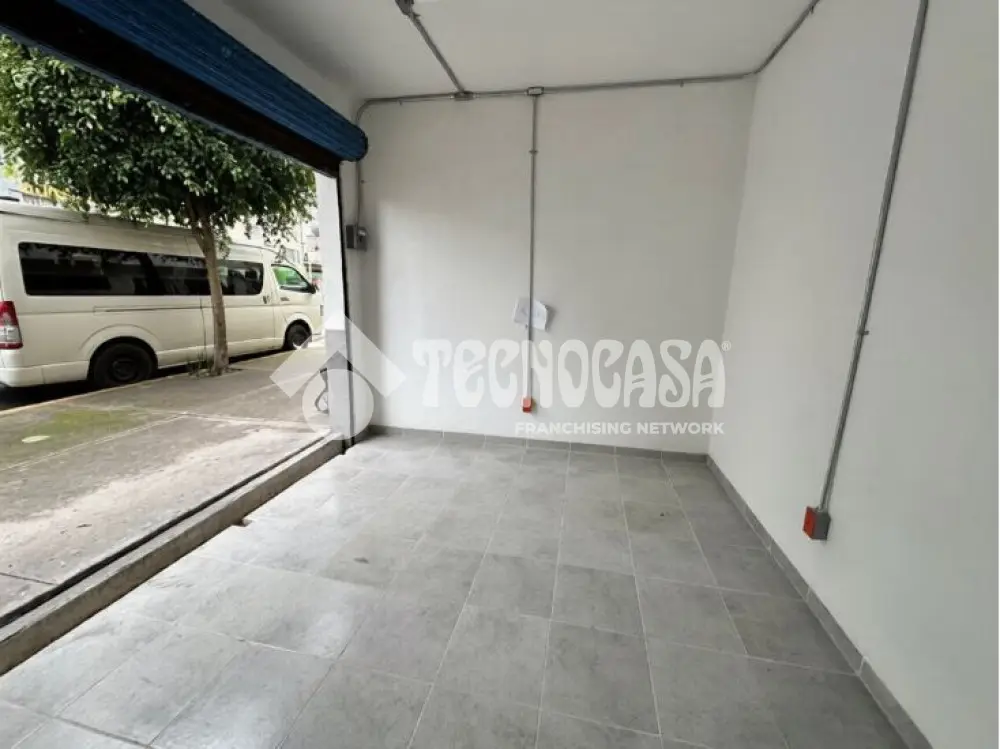 Local Comercial en Lorenzo Boturini — foto 3