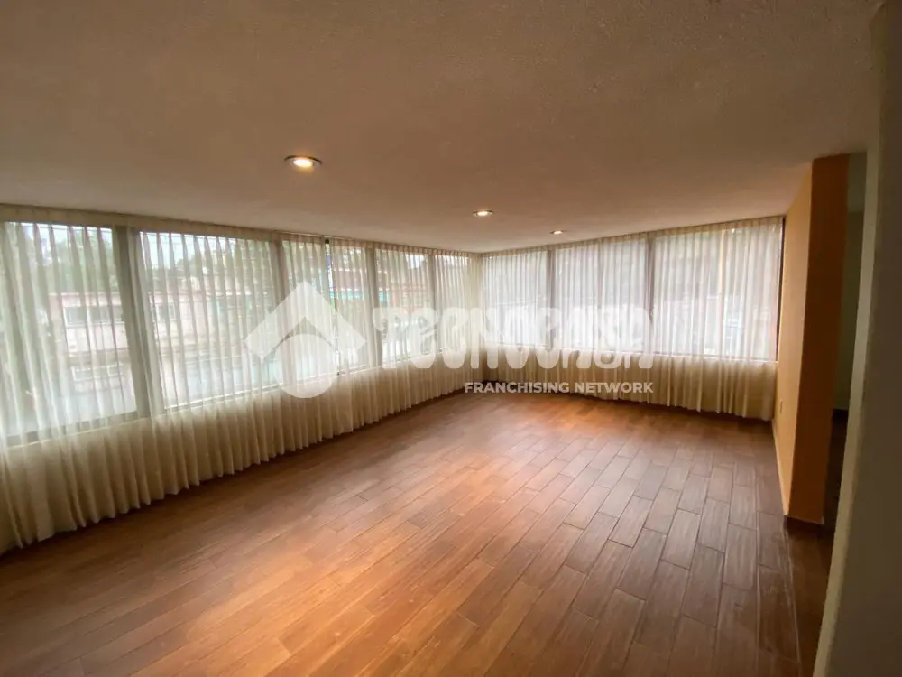 Casa en Unidad Modelo — foto 11