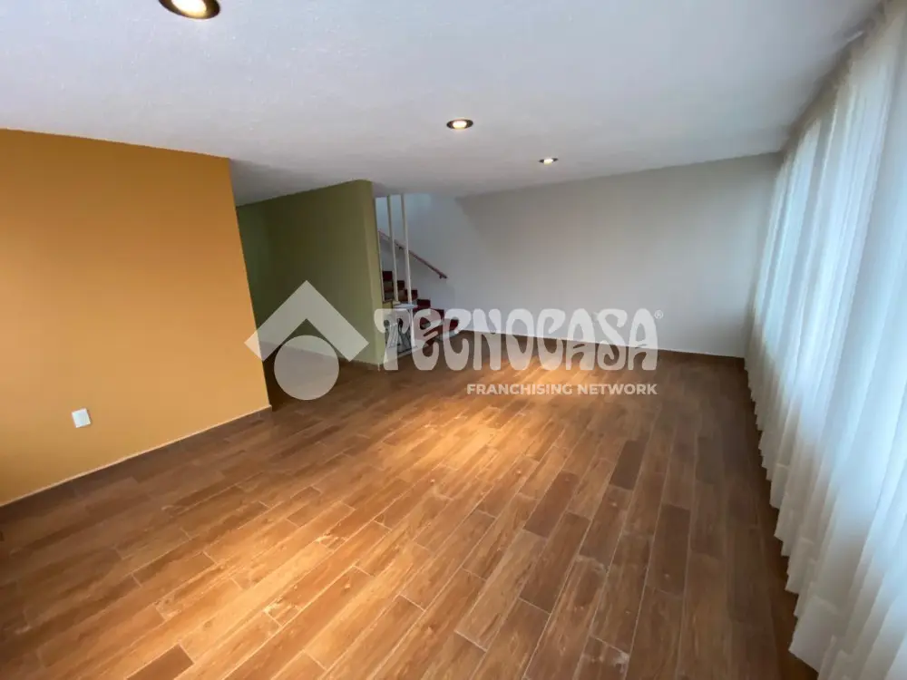 Casa en Unidad Modelo — foto 9