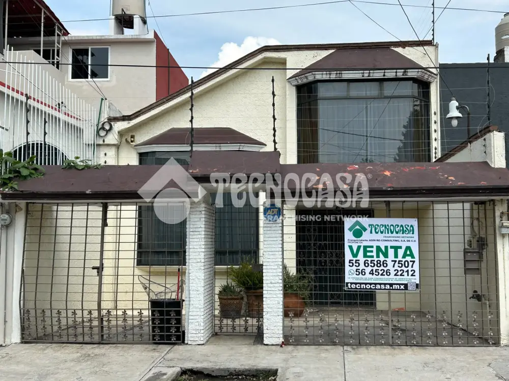 Casa en Valle Dorado