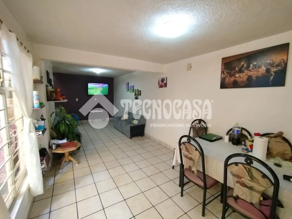 Casa en Escuadron 201 — foto 2