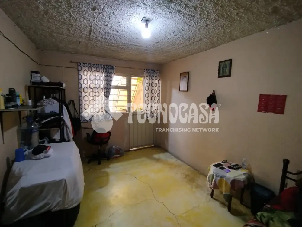 Casa en Escuadron 201 — foto 8