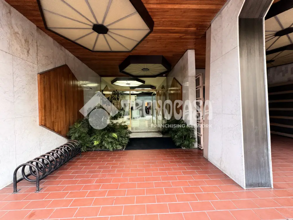Oficina en Hipodromo