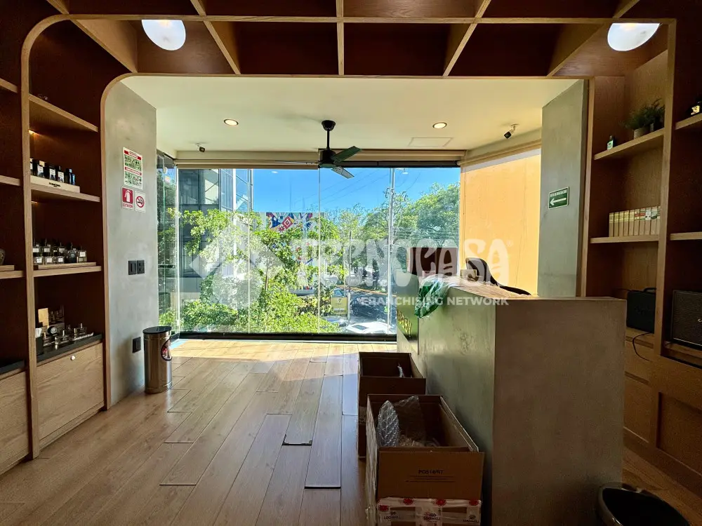 Local Comercial en Jardines de San Ignacio — foto 3