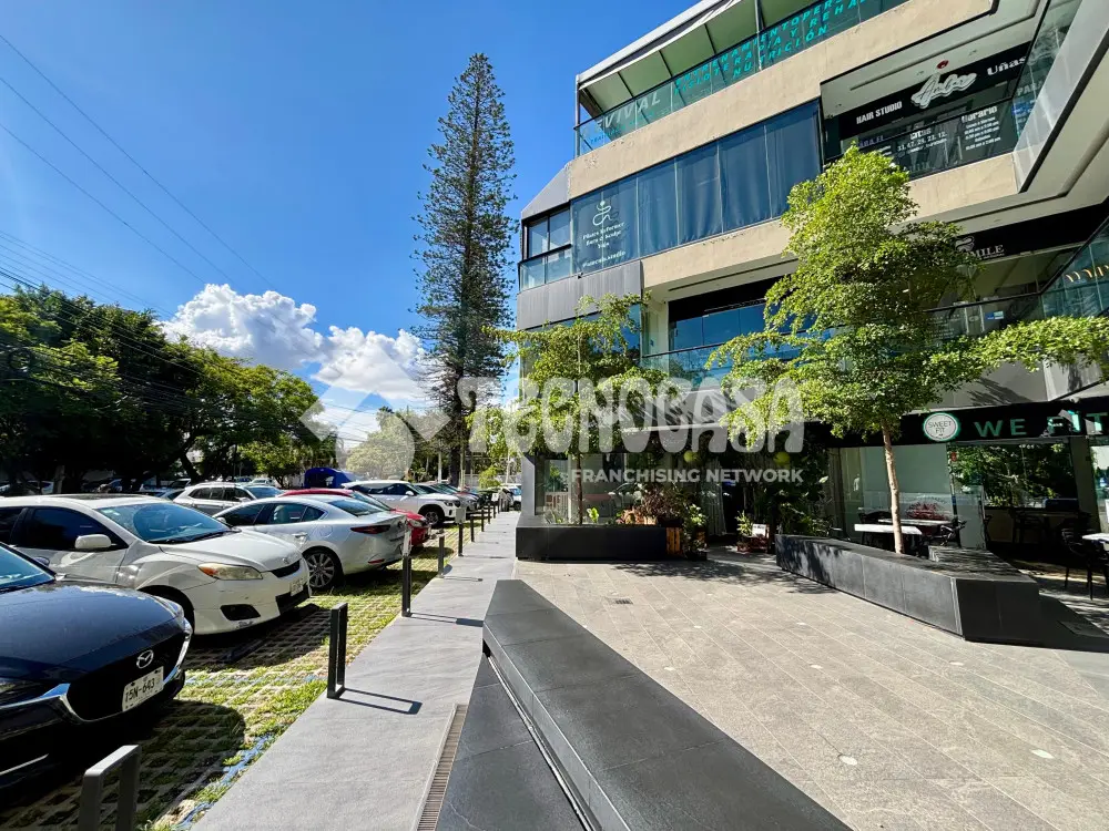 Local Comercial en Jardines de San Ignacio — foto 5