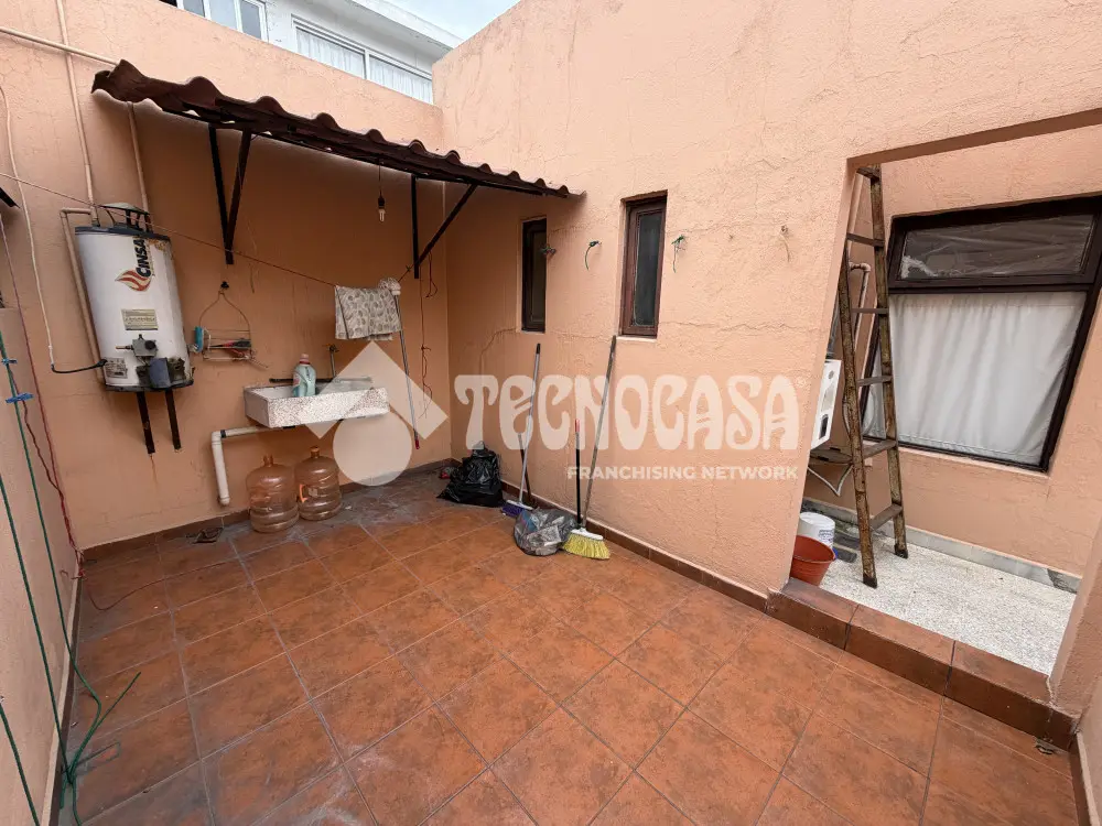 Casa en Santa Apolonia — foto 10
