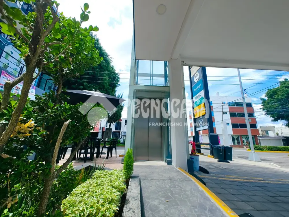 Local Comercial en Prados Agua Azul — foto 4